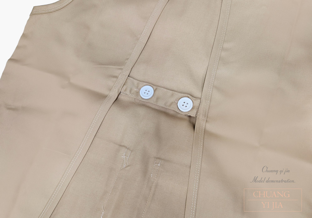 創e家團體服-安親班圍裙/訂製圍裙-卡其-背面調釦
