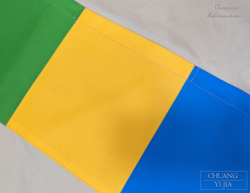 創意家團體服-文具店圍裙/日式風格/多口袋圍裙-3口袋撞色款-卡其配綠黃藍-口袋特寫