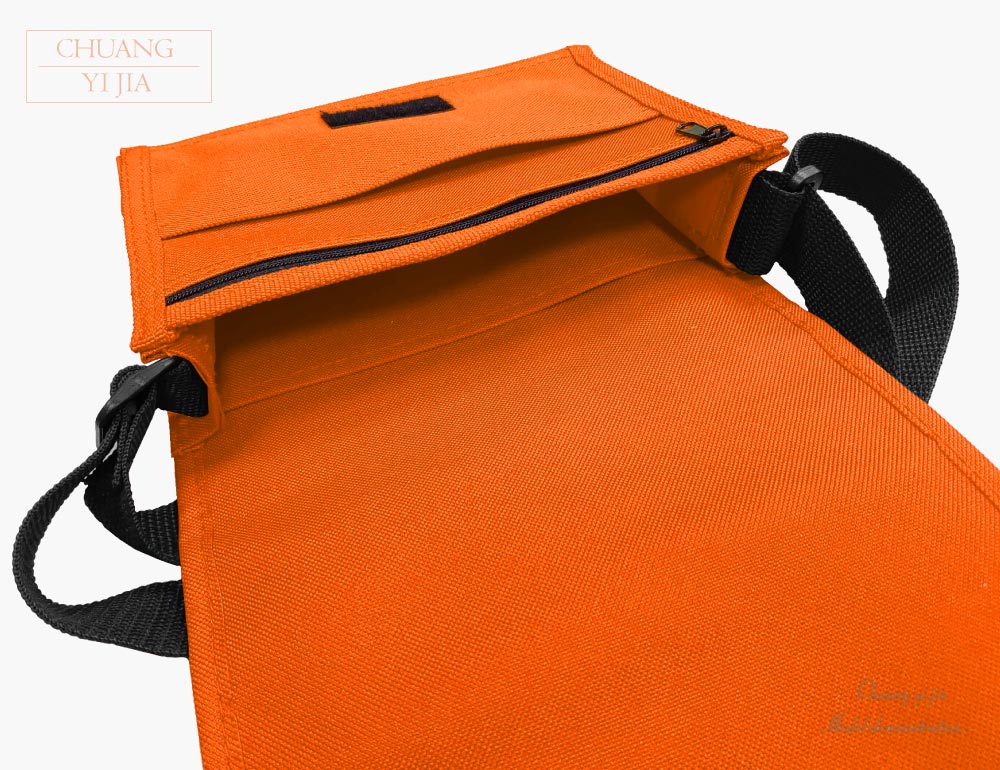 創e家團體服-小書包斜背包訂製-橘色黑帶
