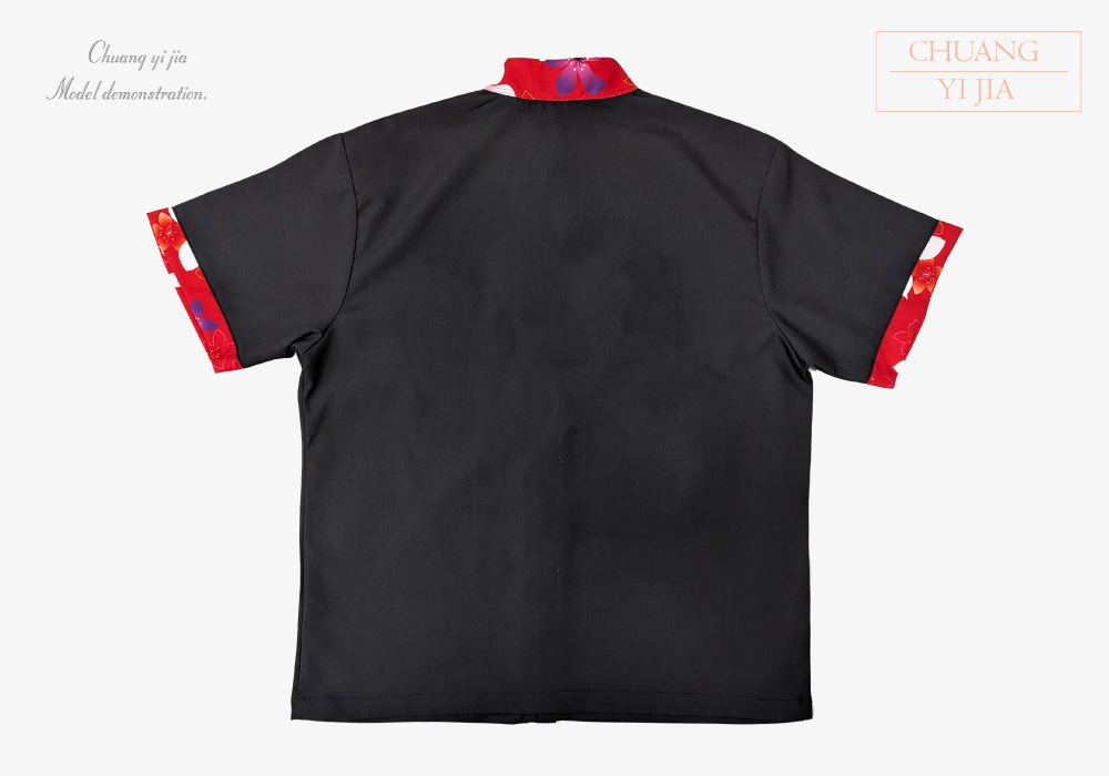 創e家團體服-港式餐飲服 短袖 黑配紅花布 平拍背面