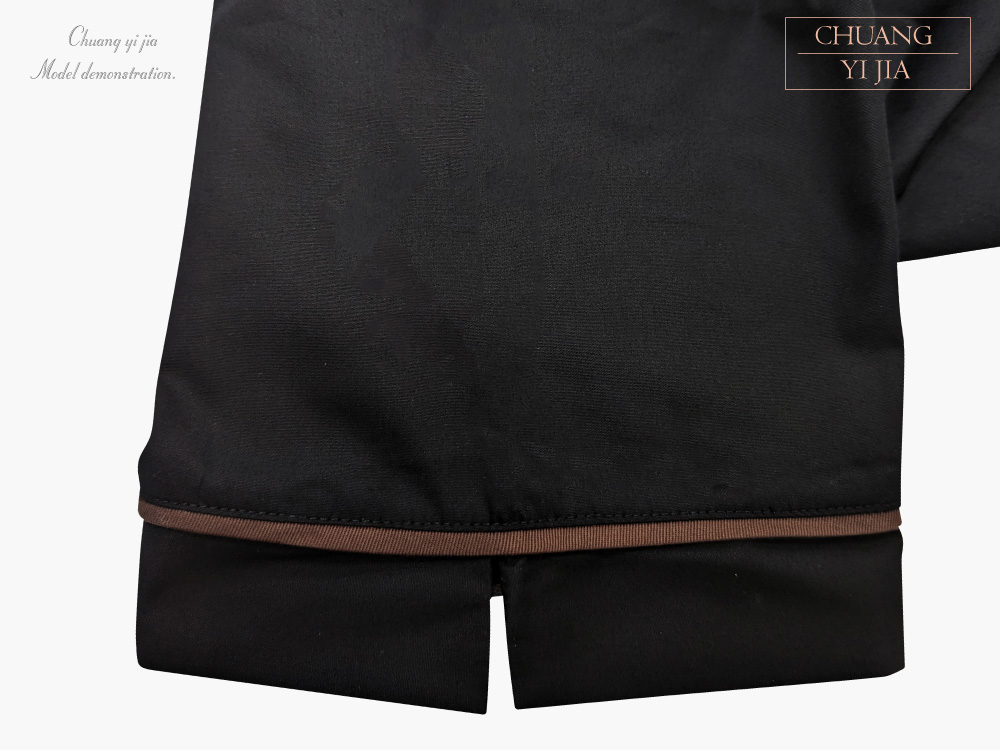 創e家團體服-廚師服 單排黑釦 短袖 黑配咖啡 袖口