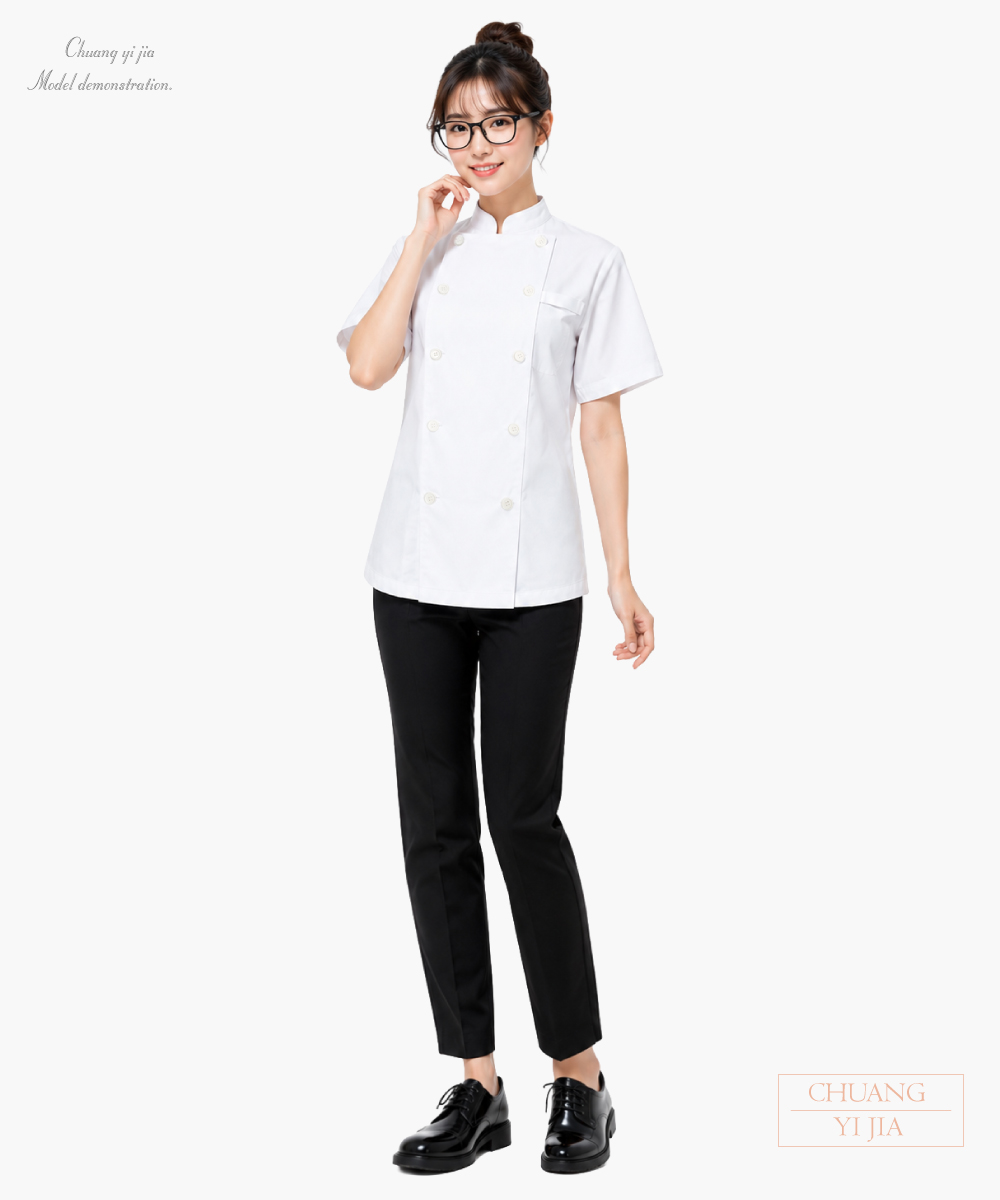 創e家團體服-短袖廚師服｜雙排釦＋名牌環袋 白-正面全身示意