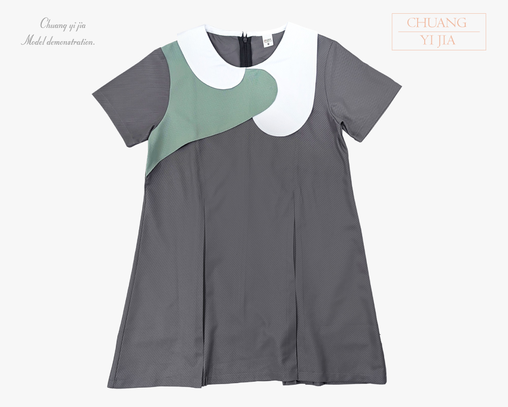創e家團體服-短袖兒童洋裝 訂製拼接款 深灰配白綠 正面平拍