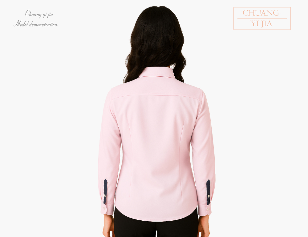 創意家團體服-訂製專櫃襯衫｜長袖 粉配灰-背面示意
