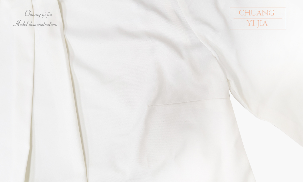 創意家團體服-專櫃襯衫訂製｜七分袖 米白-胸腺