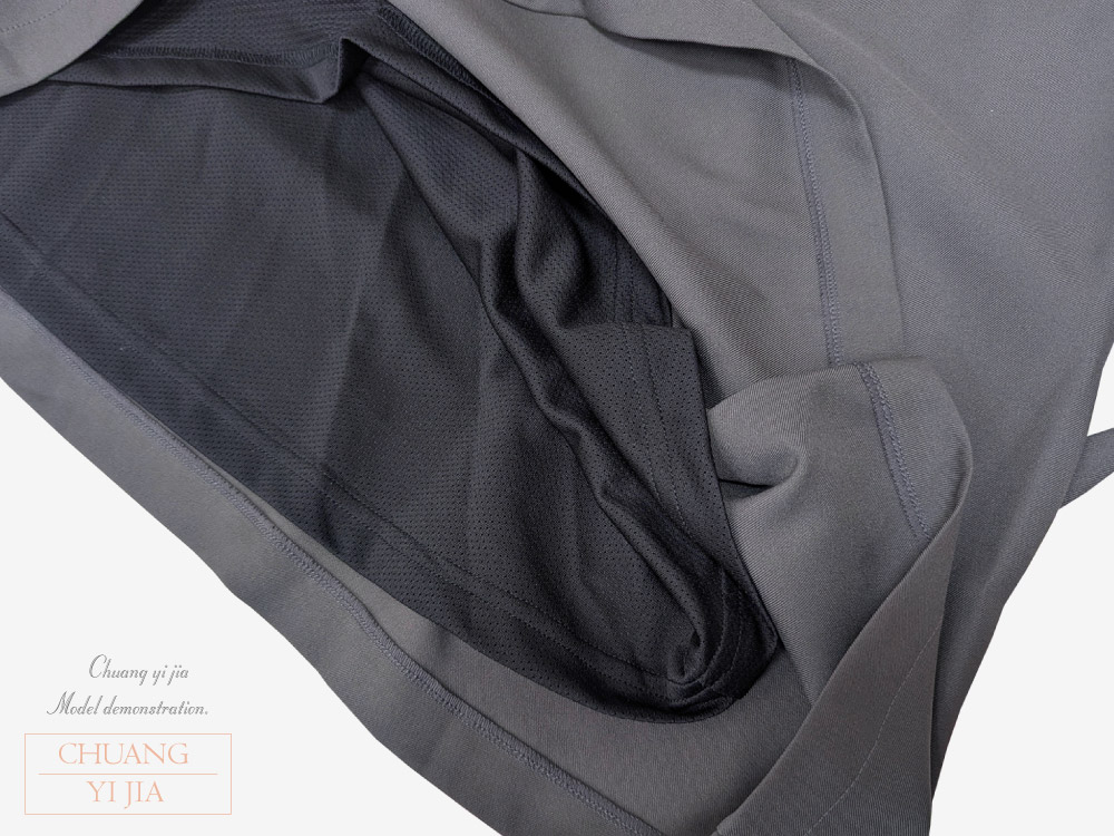 創e家團體服-客製化合唱團服 樂團服訂做 表演服訂製 洋裝 灰配金釦 裙子與內側安全褲