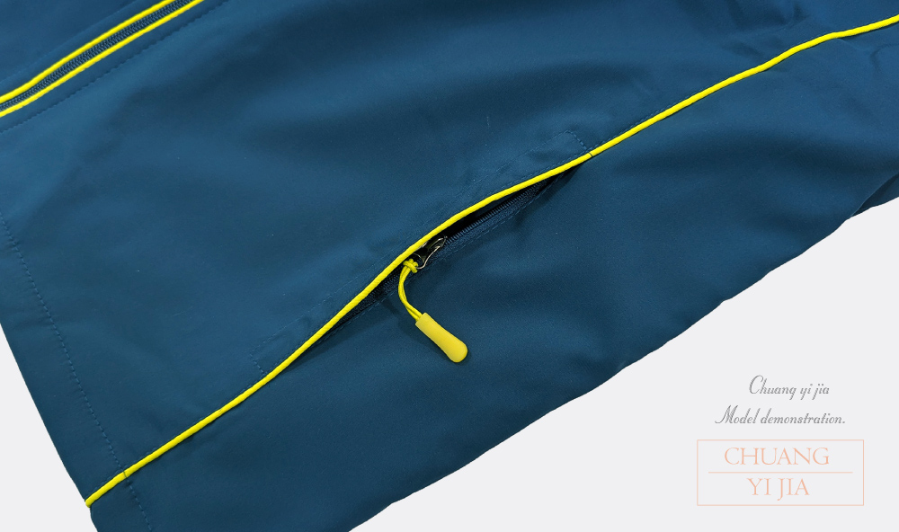 創意家團體服-彈力反光厚毛保暖背心-亮橘配彩藍-拉鍊口袋