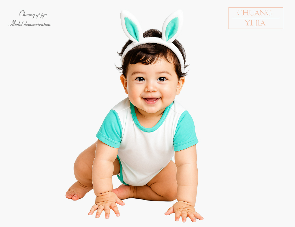 創e家團體服-嬰兒包屁衣-白色配蒂芬妮綠 正面示意