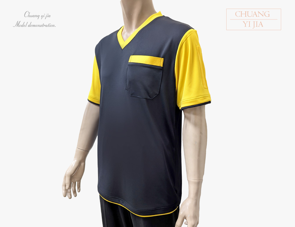 創意家團體服-客製V領T恤-雙袖加口袋-黑配黃 側面