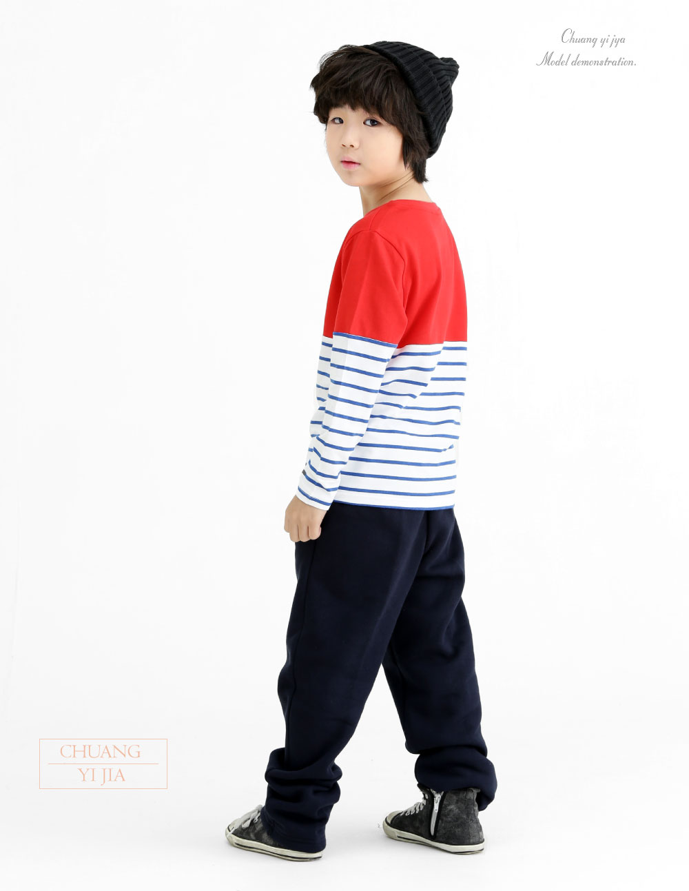 創e家團體服-T恤訂製款條紋長袖童版-大紅白藍條 側背面